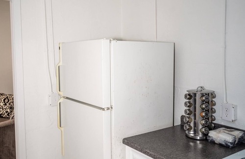 Black Pearl Apartment | Audubon House Apt. 3: 1bd/1ba