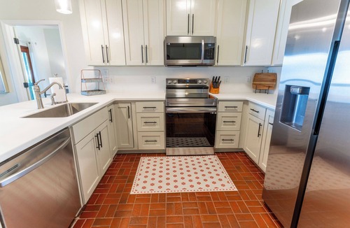 Magnolia Bluffs House | August 2026 Big Savings! Bayfront, Dog Friendly, Sleeps up to 8