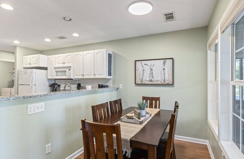 Smith Mountain Estates House | Babo's Bungalow on Lake Martin