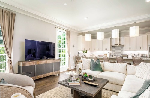 Tuscaloosa Condo | BAMA GAME HOUSE - ON THE STRIP ! LUXURY 3 BEDROOM CONDO - NEW LISTING.