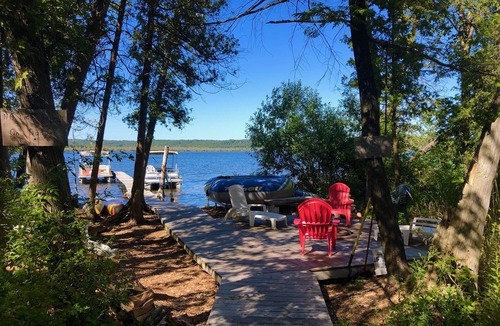 Arcadia House | Barn-Style Lakefront with Pontoon, Kayaks and Game Room
