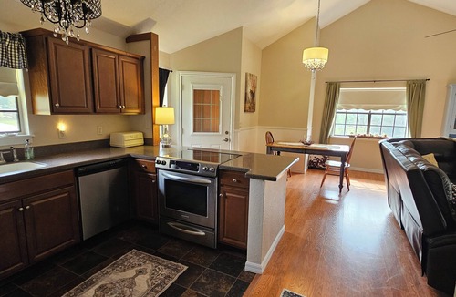 Mount Dora House | Barndominium close to local shopping and dining and just minutes from the magic!