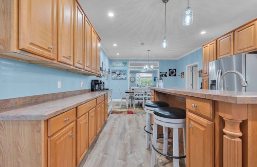 Crane Hill House | Barney’s Bluff - Towing Pontoon + Dock, Pet-Friendly