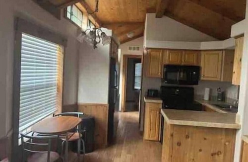 Gilmer Cabin | Barnwell Mountain Cabins #8