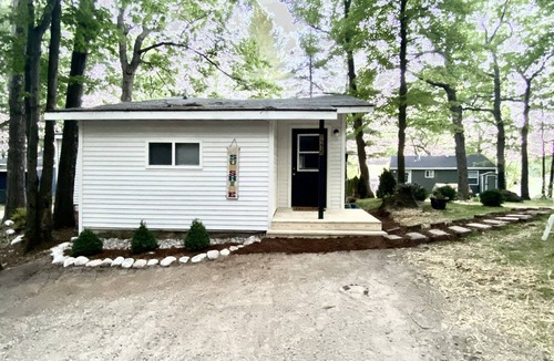 Traverse City House | Bass Lake waterfront! Close to Traverse City and the Sleeping Bear Dunes!