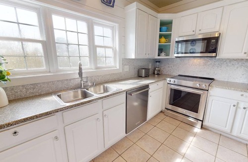 Tybee Island Condo | Bay View Villas 209 | Panoramic Views, Community Pool