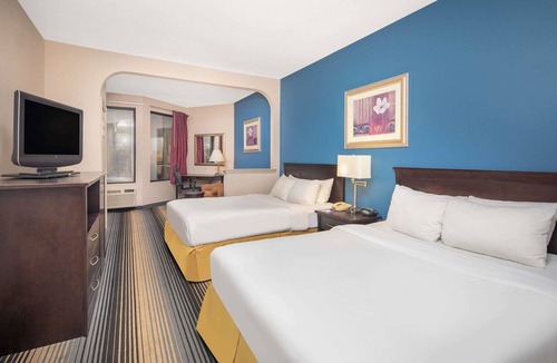Laurel Hotel | Baymont by Wyndham Laurel