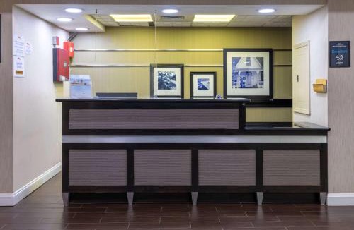 Saraland Hotel | Baymont by Wyndham Saraland