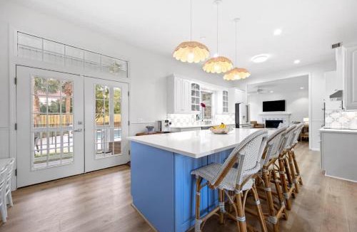 Jacksonville Beach House | Beach Bliss on the Boulevard - Team Joseph Ellen