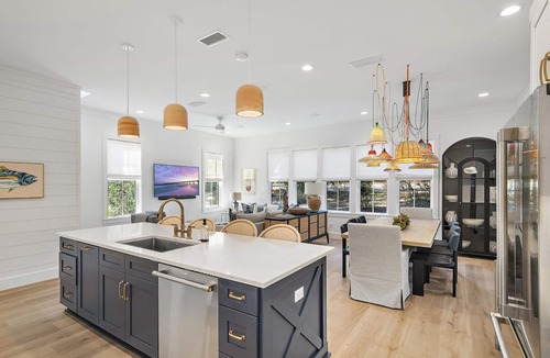 Lakeside at Blue Mountain Beach House | Beach Chic Blue Mountain Cottage w/Game Room & Screened Porch