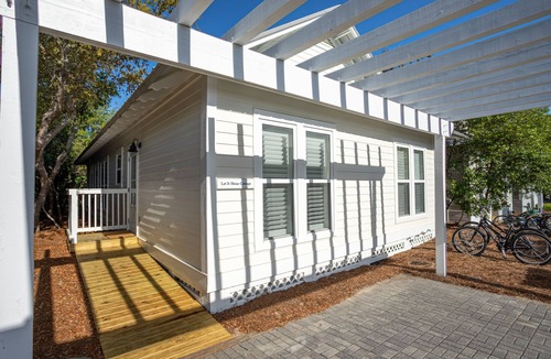 Seacrest Cottage | Beach Cottage on 30A, near Alys Beach, FL