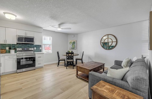 New Smyrna Beach Condo | Beach Getaway - 1BR Condo Unit 10 w/Kitchen & Ocean Access