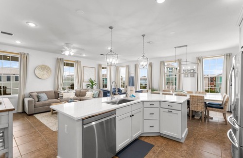 Seagrass House | Beach Houes 6BR, Sleeps 23, Steps from Gulf, Pool
