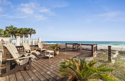 Kiska Beach House | Beach House - Seaside Serendipity by PHG
