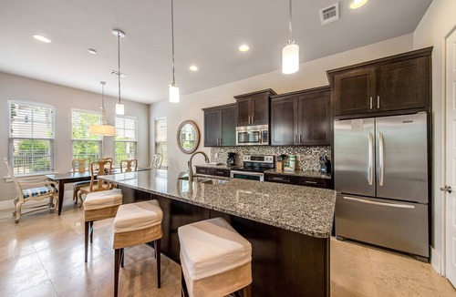 Villa Lago House | Beach house w/shared pool, on-site golf, and six-seater golf cart
