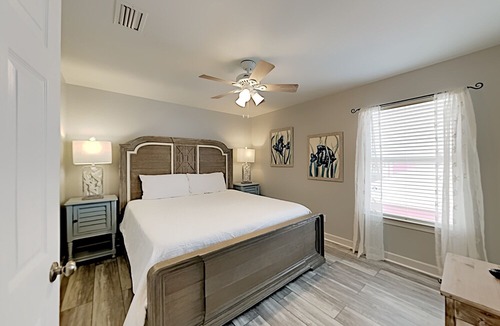 Gulf Shores House | Beachfront Duplex in Gulf Shores – Unblocked Views – Community Pool