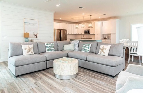 Southpointe House | Beachfront House with Pool! 6 BR/6.5 Beachfront Paradise!
