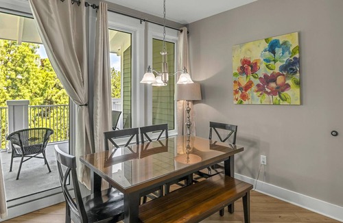 Baytowne Wharf Condo | Beautiful 1 Bedroom with Private Sleeping Den in Pilot House at Sandestin Golf and Beach Resort!