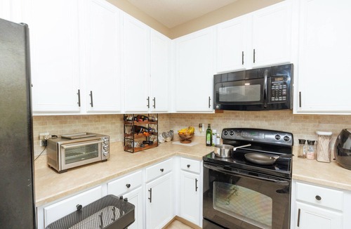 Casselberry House | Beautiful 2 bed townhome 35 minutes from Disney