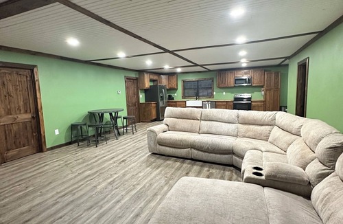 Pelican House | Beautiful 3 bedroom lake house!