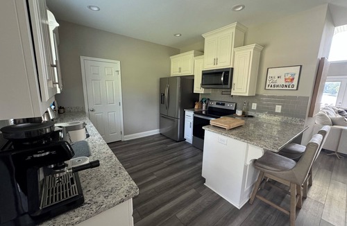 Jacksons' Gap House | Beautiful 4-bedroom Lakefront Retreat Located in Peaceful Cove at Lake Martin!