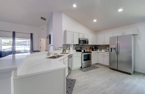 Florida Pines House | Beautiful 4BR3BA Villa w/Heated Pool near Disney