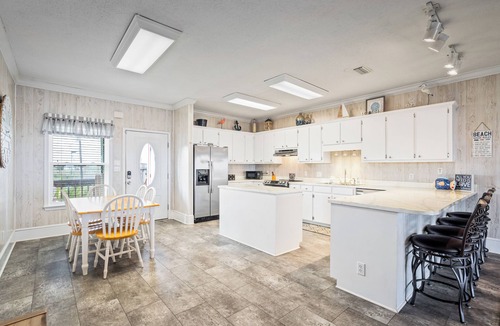 Silver Cay House | Beautiful bayfront home with views of the Dauphin Island Bridge