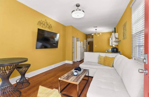 Bywater House | Beautiful Bywater Retreat with Private Patio
