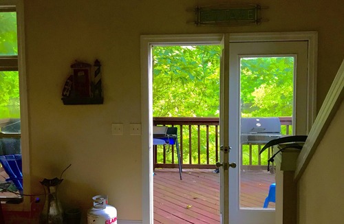 Double Springs Cabin | Beautiful cabin in the forest on the lake