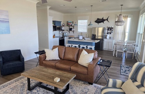 Hackberry House | Beautiful camp in Angler Bay! Come enjoy the best of Hackberry.