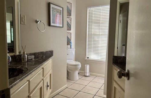 Northport House | Beautiful Lake Front Home with Amazing Views Located Just 15 miles to UA.