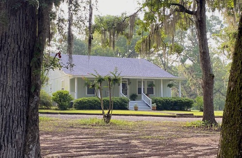 Saint Maurice House | Beautiful Lake House located just 19 minutes from Historic Downtown Natchitoches