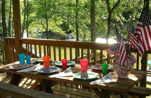Wedowee House | Beautiful Lake House With Pontoon Boat Available!