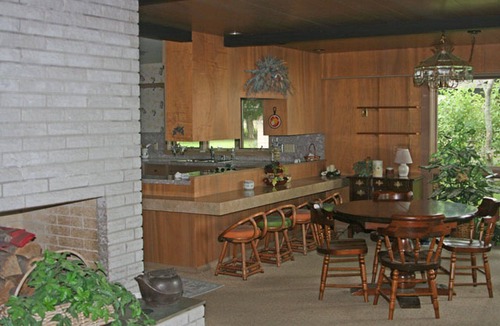 Maple City House | Beautiful Lakefront Home on the South Shore of Big Glen Lake