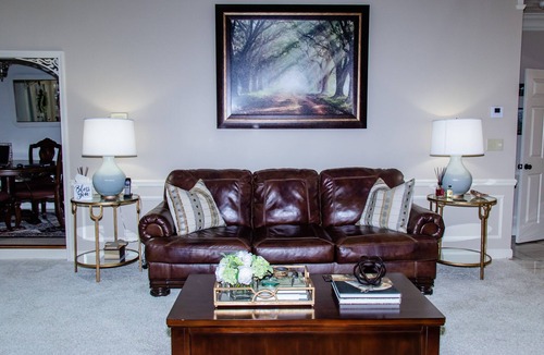 Tuscaloosa House | Beautiful Lakefront View with FULLY EQUIPPED HOME GYM! Only 8.6 mi from the UA!