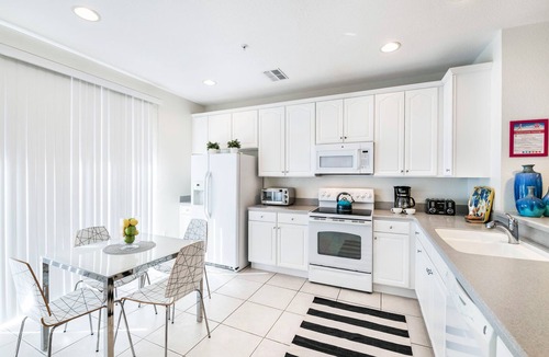 Florida Central Atlantic Coast House | Beautiful, newly updated townhome at Vista Cay!