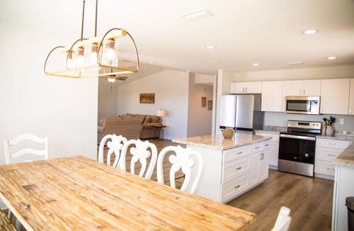 Southpointe House | Beautiful open floor plan. HEATED POOL