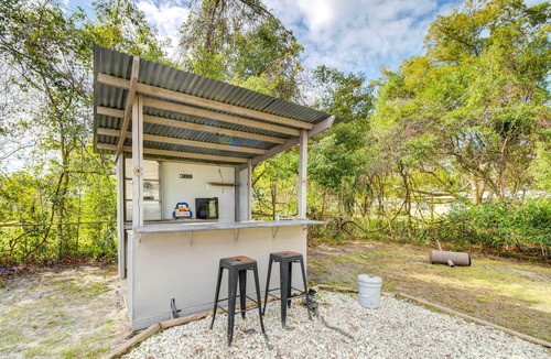 Palatka House | Beautiful Palatka Vacation Rental w/Yard!