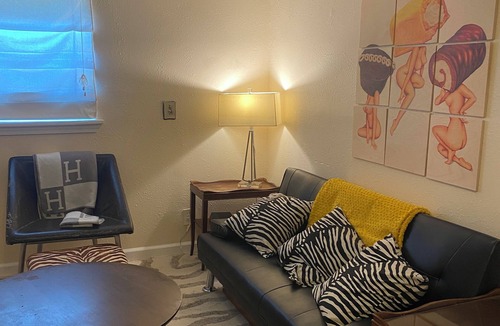 Fairgrounds House | Beautiful Private House Near the Fairgrounds/Jazzfest, hospitals. Pet friendly.