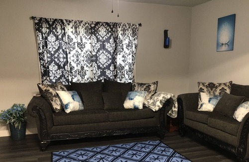 Pine Bluff House | Beautiful ,remodeled 3 Bedroom 1 bth 10min from UAPB 10 minfrom Saracen casino