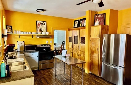 Birmingham House | Beautiful Updated Historic 3BD/2BTH Home