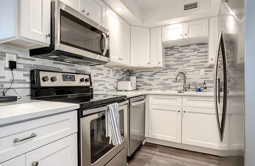 Ormond Ocean Gard Condo | Beautiful Views on the Beach in Quiet Ormond Beach area