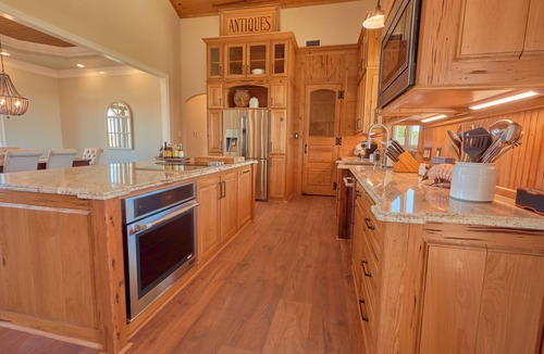 Hackberry House | BEAUTIFUL WATERFRONT HOME WITH BOATHOUSE AND HUGE PORCHES!