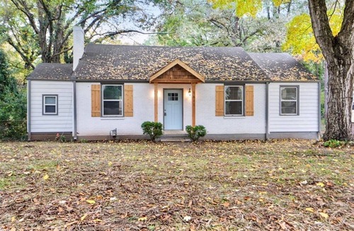 Capitol View House | Belmont Cottage available for the Super Bowl Weekend!