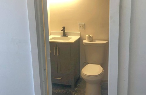 Adair Park Apartment | Best Deal Cozy Micro Studio located on Southwest Beltline