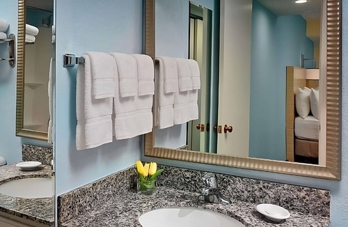 Gunter Afs Hotel | Best Place to Stay in Montgomery! Onsite Pool, Pets Allowed, Free Parking!