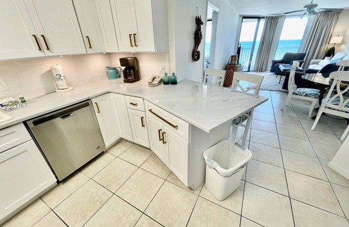 Orange Beach Condo | Best Splash Pad in town 2/2 sleeps 8 Phoenix V809