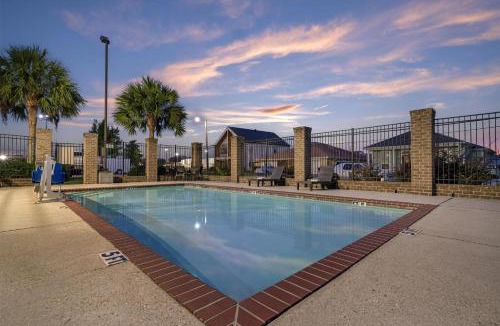 Chalmette Hotel | Best Western Plus Chalmette Hotel