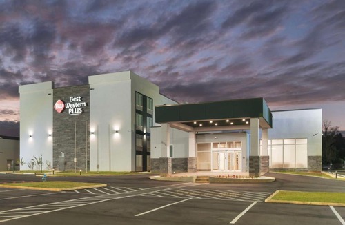 Mobile Hotel | Best Western Plus Mobile Inn and Suites