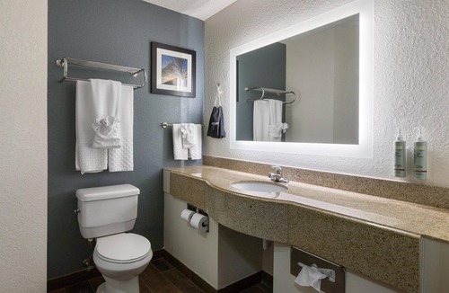 Waldo Hotel | Best Western Waldo Inn and Suites
